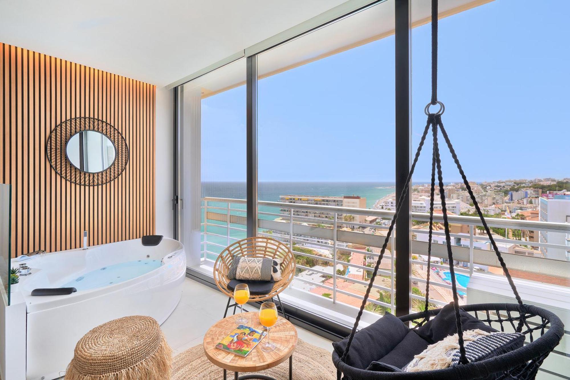 Pura Vida Luxury Apartment With Jacuzzi Torremolinos Exteriör bild